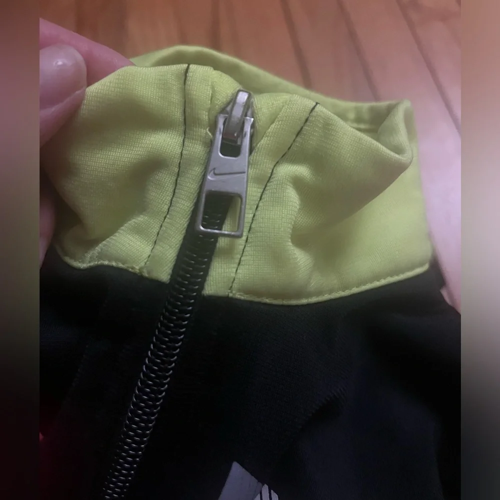 Nike Kids' Black & Neon Yellow-Green Full-Zip Track Jacket Sweatshirt Boys Sz 4